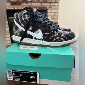 Nike Dunk SB High Top - Tye Dye